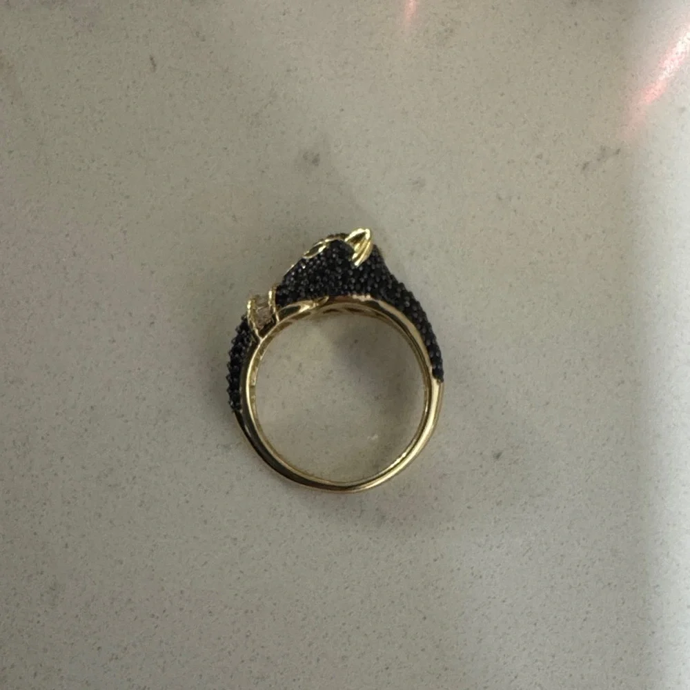 Black and Gold panther pave Ring - Picture 3 of 5